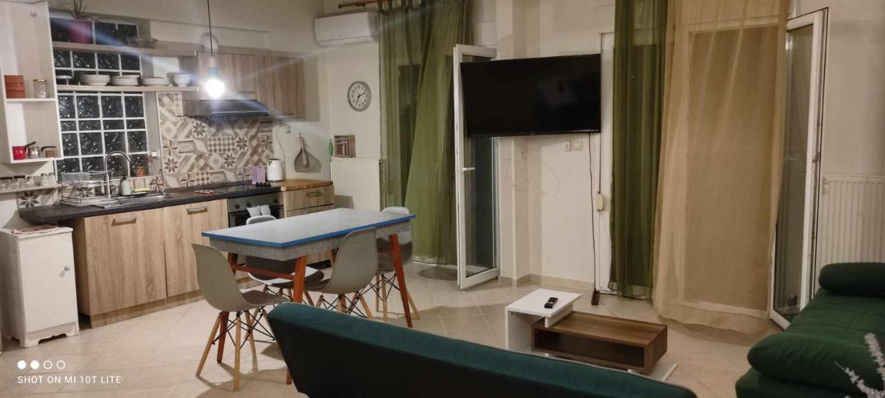 Pylaia Comfortable Apartment 2 Солун Екстериор снимка